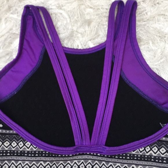 ⬇️ 2 Marked Listings for $25 - Big Girls Athletic Dance Sports Top - Picture 6 of 7